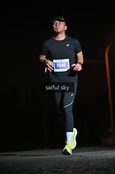 Runner Photo 4524115