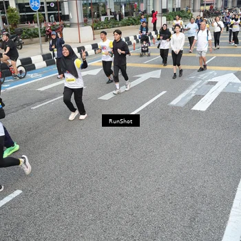 Runner Photo 4524194