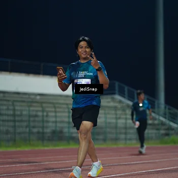 Runner Photo 4524248