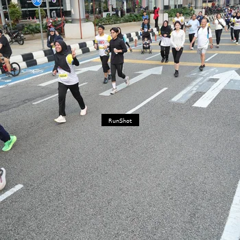 Runner Photo 4524253