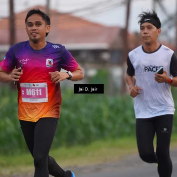 Runner Photo 4524281