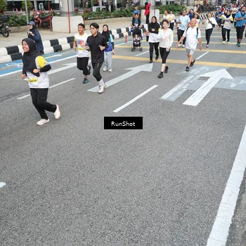 Runner Photo 4524297