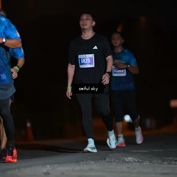 Runner Photo 4524302