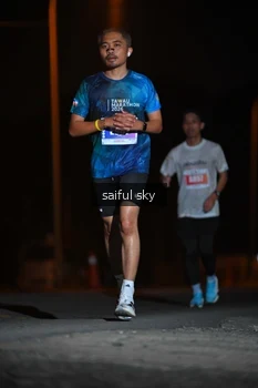 Runner Photo 4524327