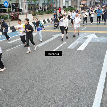 Runner Photo 4524354