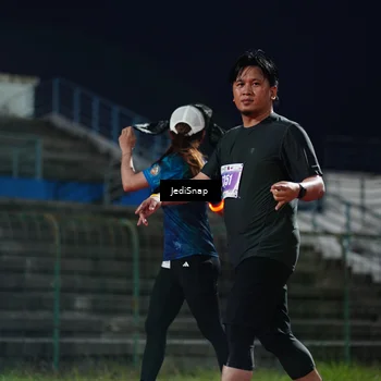 Runner Photo 4524359