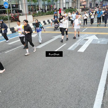 Runner Photo 4524368