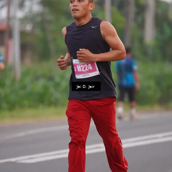 Runner Photo 4524396