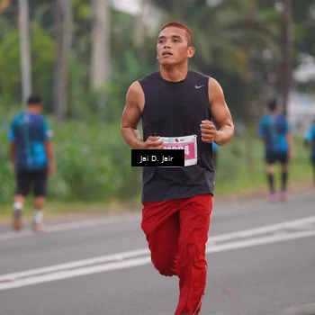 Runner Photo 4524420
