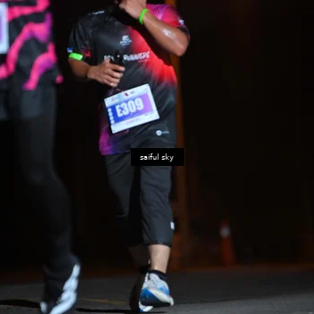 Runner Photo 4524423