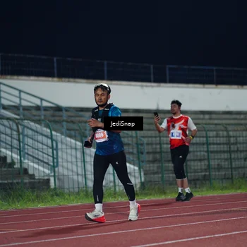 Runner Photo 4524480