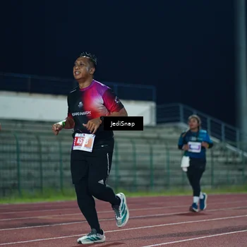 Runner Photo 4524616