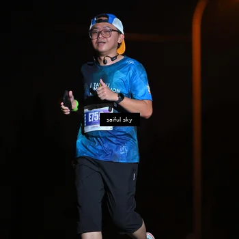 Runner Photo 4524618