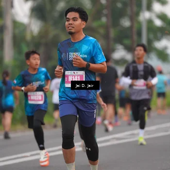 Runner Photo 4524675