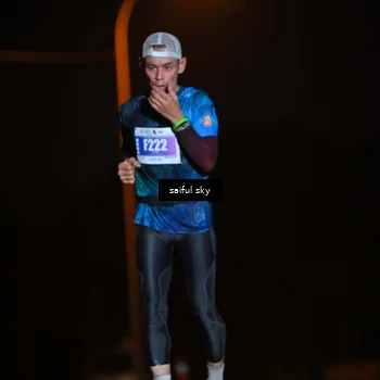 Runner Photo 4524775