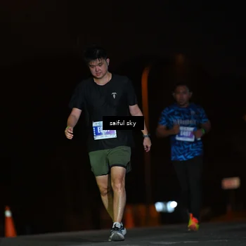 Runner Photo 4524778