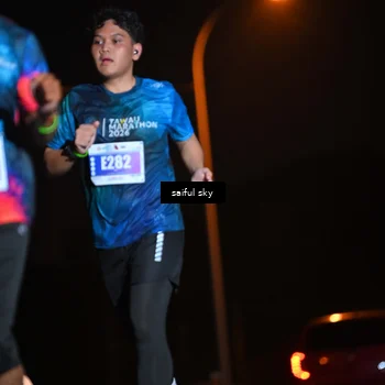 Runner Photo 4524798