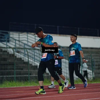 Runner Photo 4524831