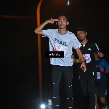 Runner Photo 4525071