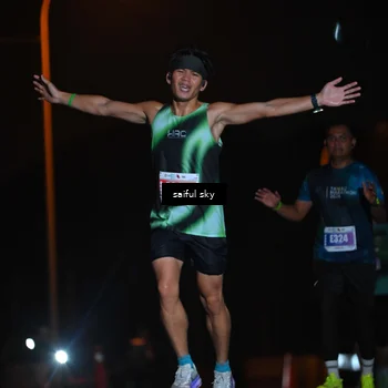Runner Photo 4525115
