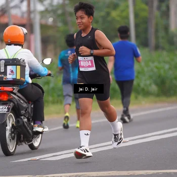 Runner Photo 4525119