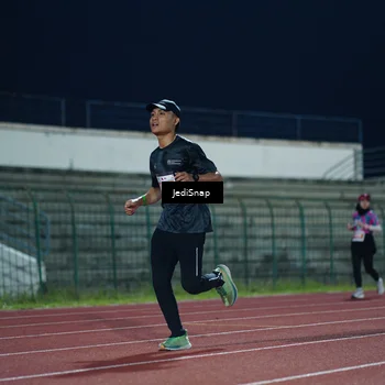 Runner Photo 4525189