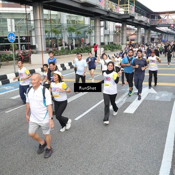 Runner Photo 4525242