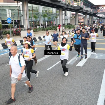 Runner Photo 4525273