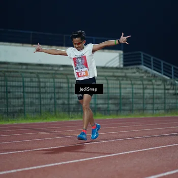 Runner Photo 4525333