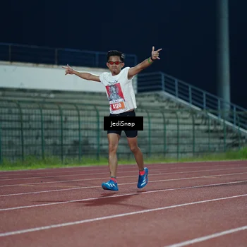 Runner Photo 4525351