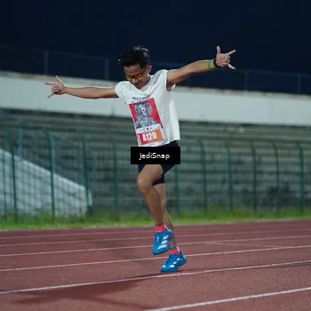 Runner Photo 4525368