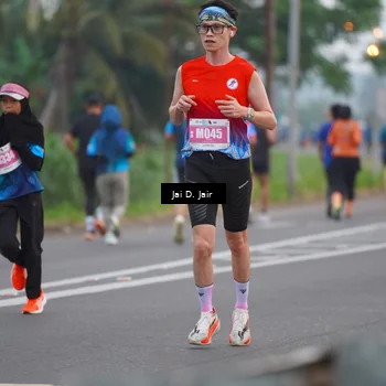 Runner Photo 4525369