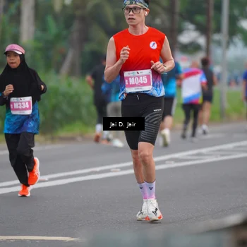 Runner Photo 4525403