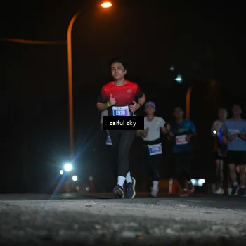 Runner Photo 4525404