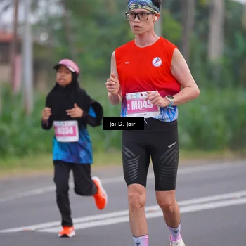 Runner Photo 4525418