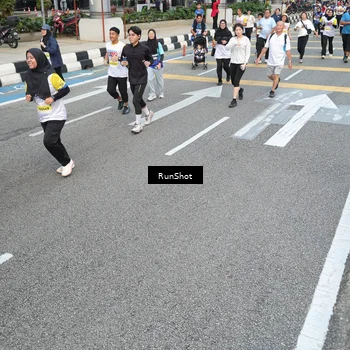 Runner Photo 4525433