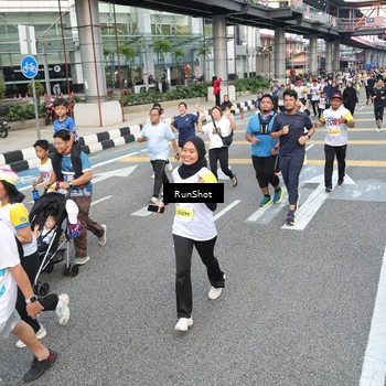 Runner Photo 4525436