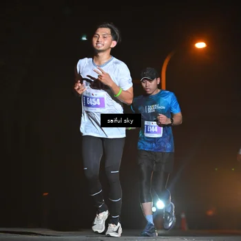 Runner Photo 4525465