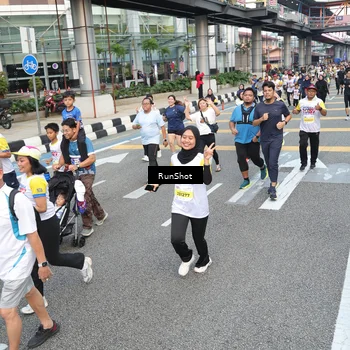 Runner Photo 4525484