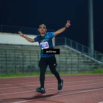 Runner Photo 4525516