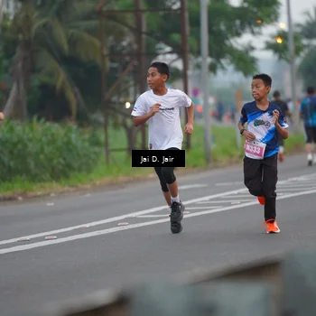 Runner Photo 4525551