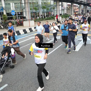 Runner Photo 4525563