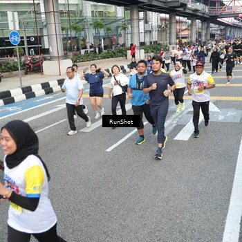 Runner Photo 4525601