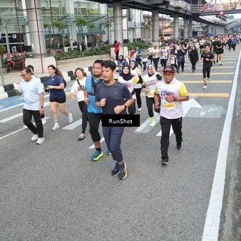Runner Photo 4525685