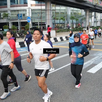 Runner Photo 4525697