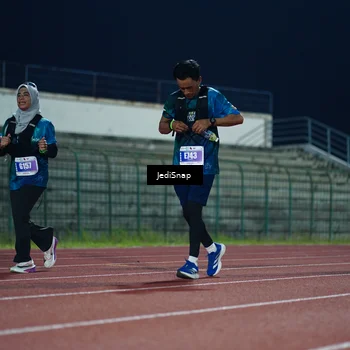 Runner Photo 4525743