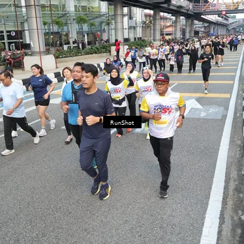 Runner Photo 4525769