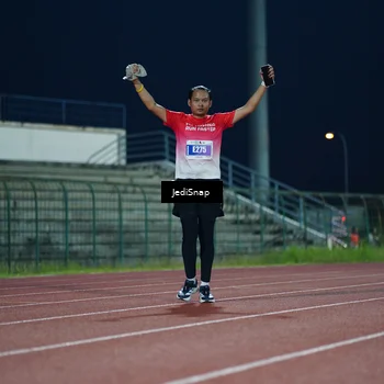 Runner Photo 4525818