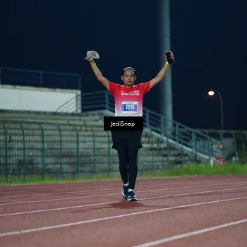 Runner Photo 4525836