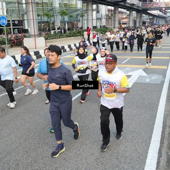Runner Photo 4525838